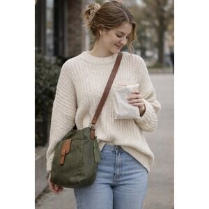 Nino Bossi Green Leather Hobo Purse (12X11) crossbody